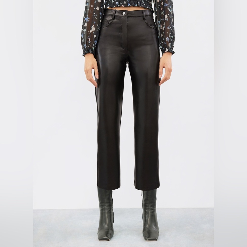 Aritzia Wilfred Melina Cropped Pant Faux Leather Black Size 8